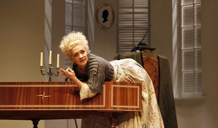 Die Großartige: Anika Mauer als Hofdame Charlotte von Stein