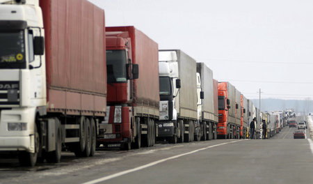 Stau an der Grenze Polen-Ukraine: Hier werden derzeit keine Lkw ...