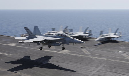 Beliebtes Mittel US-amerikanischer Außenpolitik: F/A-18-Kampfjet...