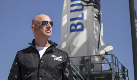 Ein gefährlicher reicher Mann: Amazon-Gründer Jeff Bezos vor ein...