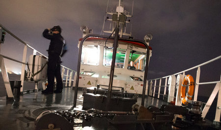 Bundespolizei im Mittelmeer mit Nachtsichtgerät: Ab dem 1. März ...