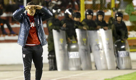 Der Coach von River Plates, Marcelo Gallardo, während des Spiels...