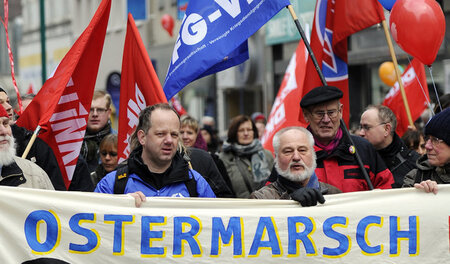 Auf die Straße für den Frieden, darum geht es jährlich beim Oste... Auf die Straße für den Frieden, darum geht es jährlich beim Oste...