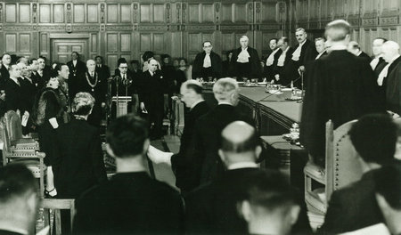 Feierliche Einführung der 15 Richter des Internationalen Gericht...