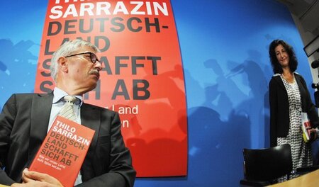 Starredner der Rechten: Autor Thilo Sarrazin (SPD) präsentierte ...