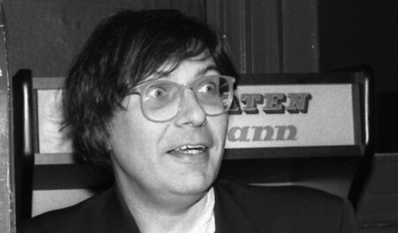 Hilsberg, begeistert, 1986: Jeder, der in den letzten Dekaden en...