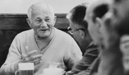 Der Schriftsteller Bohumil Hrabal Der Schriftsteller Bohumil Hrabal