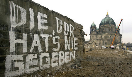 Berlin, 4. Dezember 2008: Begleittext zum Abriss des Palastes de...