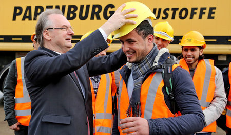 Sachsen-Anhalts Ministerpräsident Reiner Haseloff (CDU) beim Int...