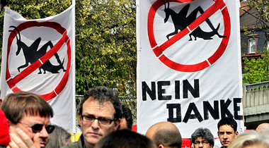 Immer mehr Menschen wehren sich gegen das »Geschäftsmodell« der ... Immer mehr Menschen wehren sich gegen das »Geschäftsmodell« der ...