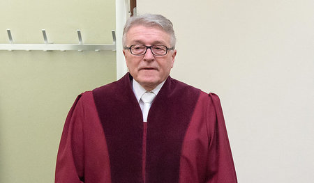 Bundesanwalt Herbert Diemer am Donnerstag vor dem Oberlandesgeri...