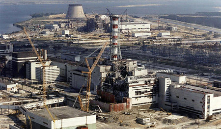 Reparaturarbeiten am havarierten ukrainischen Atomkraftwerk Tsch...