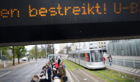 Im Ländle musste aufs Fahrrad umgestiegen werden - Busse und Bah... Im Ländle musste aufs Fahrrad umgestiegen werden - Busse und Bah...