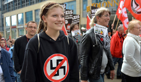 Die Straße nicht den Neonazis überlassen: Protest gegen rechten ... Die Straße nicht den Neonazis überlassen: Protest gegen rechten ...