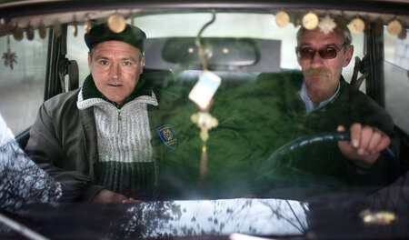 Was macht so ein Staat auch auf dem Dorfe? (»Ukrainian Sheriffs«... Was macht so ein Staat auch auf dem Dorfe? (»Ukrainian Sheriffs«...