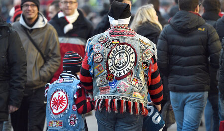 In Darmstadt-City würden die beiden heute abend in Gewahrsam gen... In Darmstadt-City würden die beiden heute abend in Gewahrsam gen...