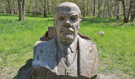 Das Auftauchen dieser Skulptur 2007 konnte sich die Lokalpolitik... Das Auftauchen dieser Skulptur 2007 konnte sich die Lokalpolitik...