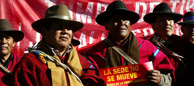 »Die Hauptstadt wird nicht umziehen« – Protest von Regierungsang...