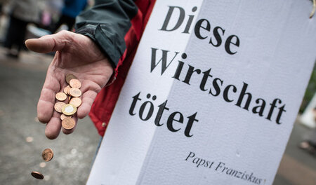 Die Deutsche Bank macht ihre krummen Geschäfte nicht mit Klecker... Die Deutsche Bank macht ihre krummen Geschäfte nicht mit Klecker...