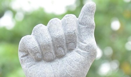 »Den Leuten von Kilvenmani« – das Denkmal auf dem Dorfplatz