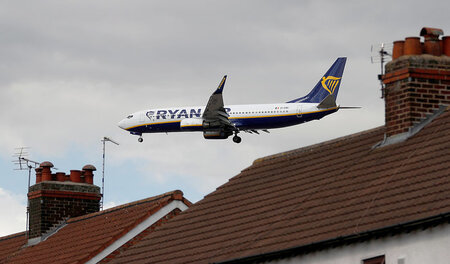Milliardengewinn: Billigflieger Ryanair noch lange nicht im Sink...