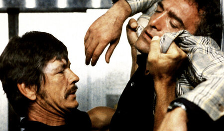Joe Martin muss den Gangster Fausto (Luigi Pistilli) beseitigen:...