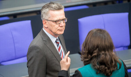 Wegbereiter des »Integrationsgesetzes«: Thomas de Maizière (CDU)... Wegbereiter des »Integrationsgesetzes«: Thomas de Maizière (CDU)...