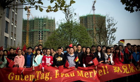 Diesmal wird es schwieriger: Begrüßung der Kanzlerin im Oktober ... Diesmal wird es schwieriger: Begrüßung der Kanzlerin im Oktober ...