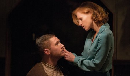 Maggie Beauford und Jack Bondurrant haben sich gerade in einande...