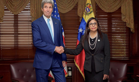 US-Außenminister John Kerry und seine venezolanische Amtskollegi...