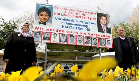 Ayse und Ismail Yozgat am zehnten Todestag ihres Sohnes bei der ...