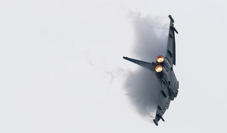 Milliarden für die Rüstung – das Milliardengrab »Eurofighter« wi...