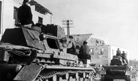 Der deutsche Angriff wurde mit Datum geplant: Wehrmachtspanzer 1...