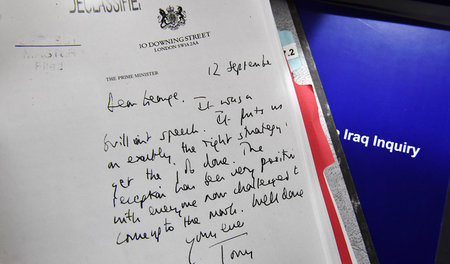 Im Rahmen des Chilcot-Berichts wurden zahlreiche Briefe Blairs a...