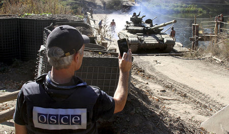 Kein Pokémon, sondern ein ukrainischer Panzer: Ein OSZE-Beobacht...