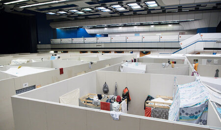 Notunterkunft im Internationalen Congress Centrum (ICC) im Mai 2...