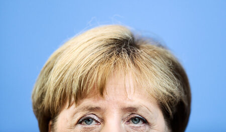 »Freiheit und Sicherheit in Balance«: Bundeskanzlerin Angela Mer... »Freiheit und Sicherheit in Balance«: Bundeskanzlerin Angela Mer...