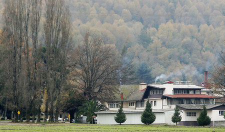Gebäude der einstigen Folterhölle Colonia Dignidad, die heute »V... Gebäude der einstigen Folterhölle Colonia Dignidad, die heute »V...