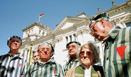 Der damalige Außenminister Joseph Fischer hatte 1999 die Beteili...