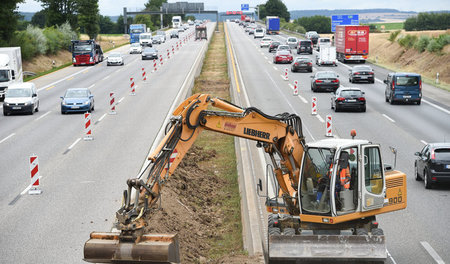 Eines von vielen Straßenbauprojekten in der Regierungsagenda: Vo...