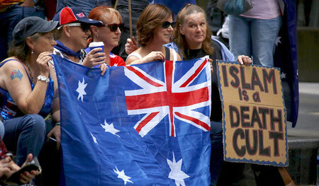 Sydney: »Besorgte Bürger« der anti-islamischen Gruppe »Reclaim A...