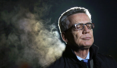 Die dunkle Seite der Macht: Bundesinnenminister Thomas de Maiziè...