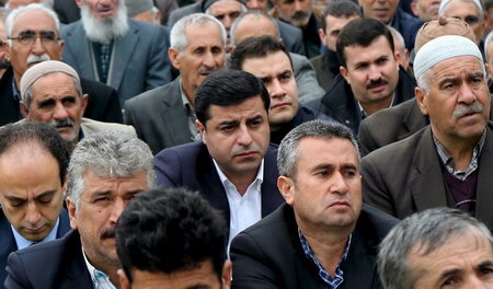 Soll nach dem Willen der AKP-Regierung für fünf Jahre ins Gefäng... Soll nach dem Willen der AKP-Regierung für fünf Jahre ins Gefäng...