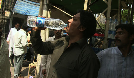 Boomendes Geschäft mit dem Trinkwasser: »Bottled Life« Boomendes Geschäft mit dem Trinkwasser: »Bottled Life«