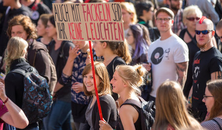 Gegendemonstranten konnten am 17. August einen Neonaziaufmarsch ... Gegendemonstranten konnten am 17. August einen Neonaziaufmarsch ...