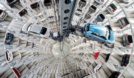 Die Autotürme von VW werden leerstehen, wenn sich der Autokonzer...