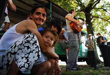 Konzert mit Roma-Flüchtlingen, 6. Antirassistisches Grenzcamp in...