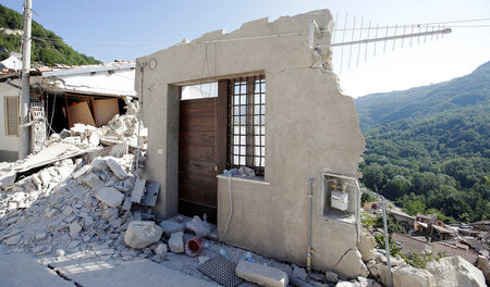 Mehrere Ortschaften in Italien wurden bei schwerem Erdbeben zers...