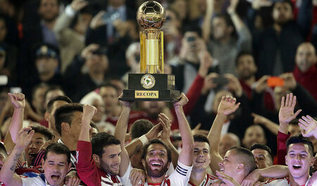 Am Wochenende ging die Fiesta weiter: Spieler von River Plate na...