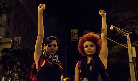 Protest gegen den Staatsstreich des Parlaments am Mittwoch abend...